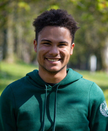 Portrait von Alexis Akodjenou